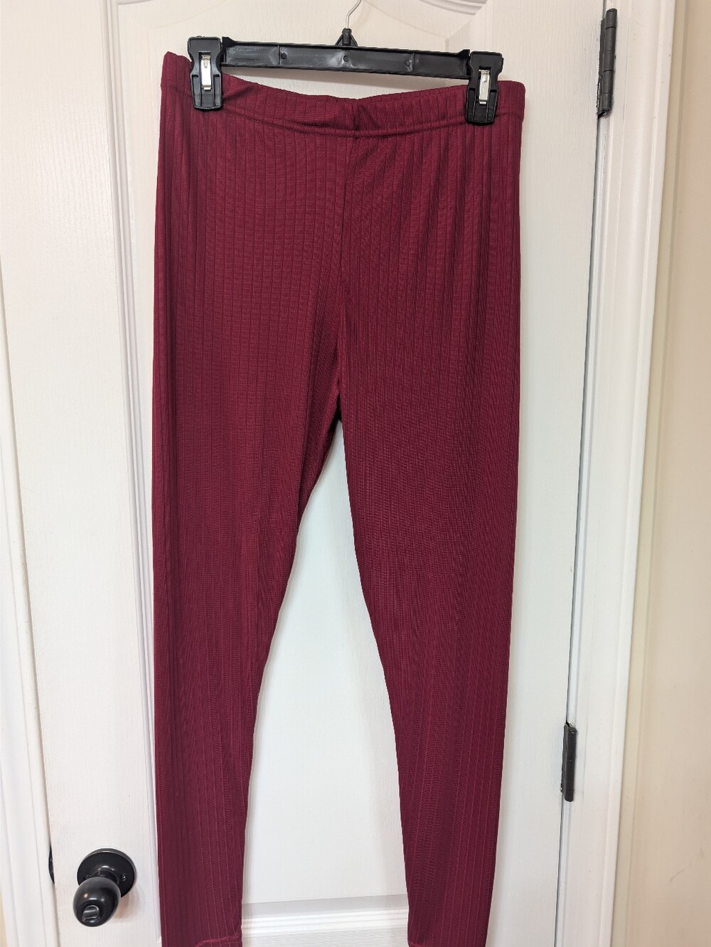 Women's Lightweight Ribbed Wine Leggings